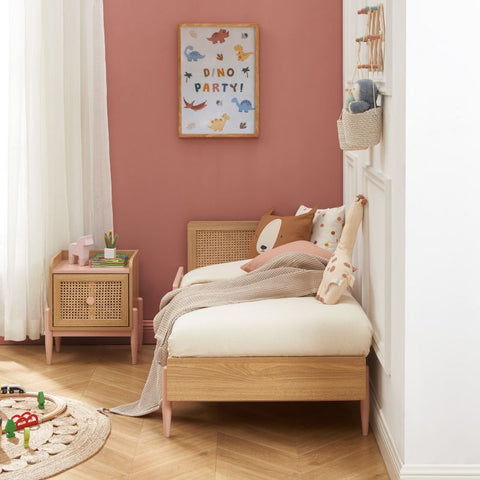 Lit Enfant PABLO Cannage Rotin Sommier Inclus Rose 70x140